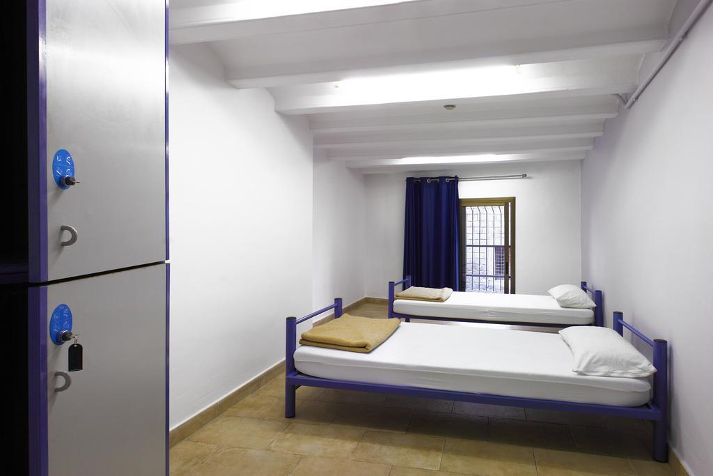 Center-Ramblas Guest House Barcelona מראה חיצוני תמונה