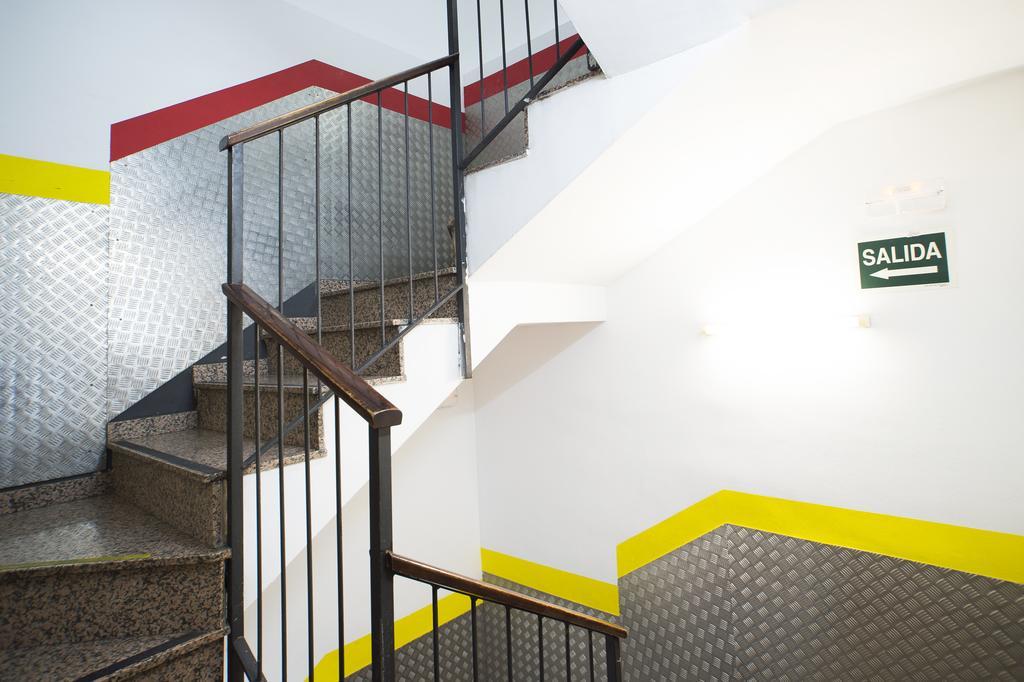 Center-Ramblas Guest House Barcelona מראה חיצוני תמונה