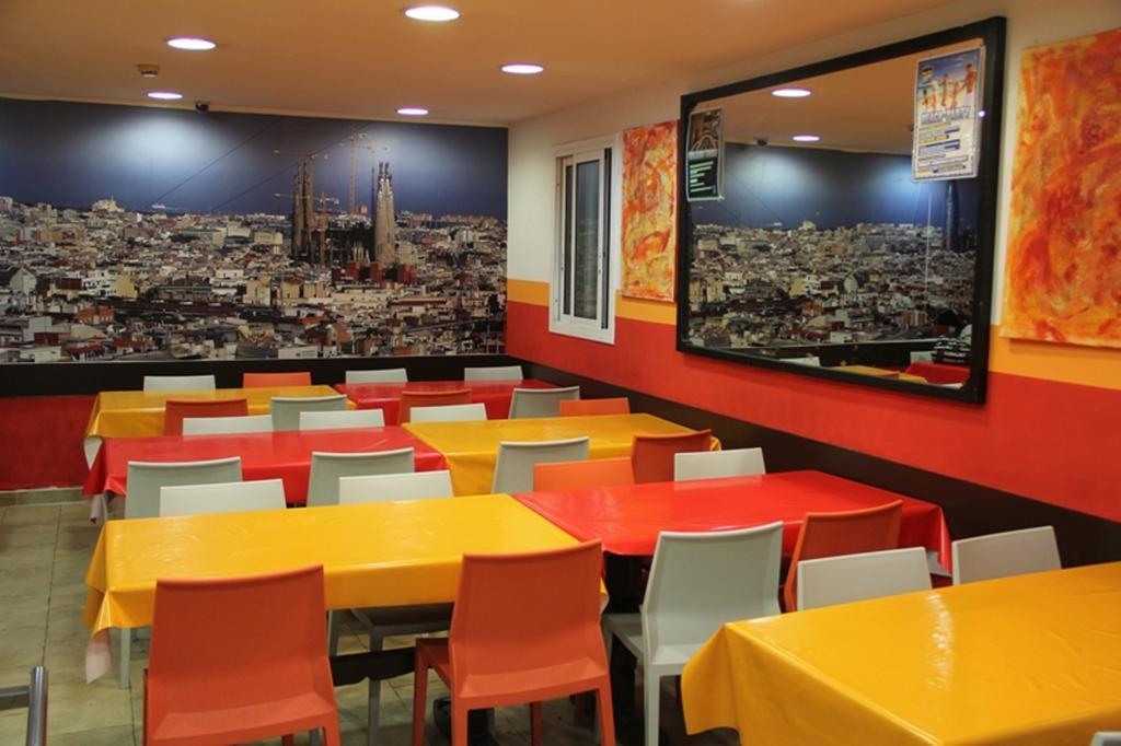 Center-Ramblas Guest House Barcelona מראה חיצוני תמונה